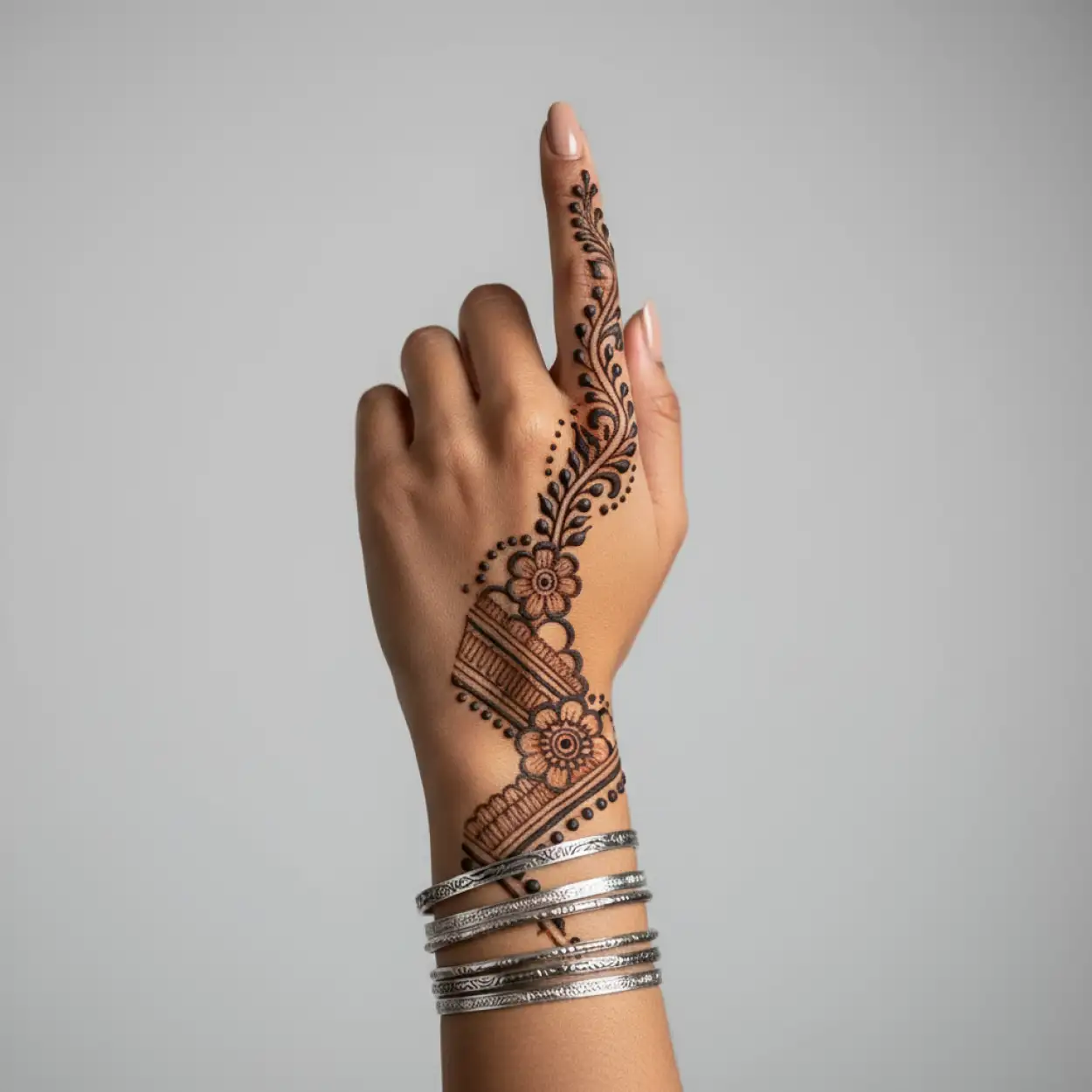 Free Download Easy New Mehndi Design For Left Hand Beginners - High Quality New Mehndi Design Image
