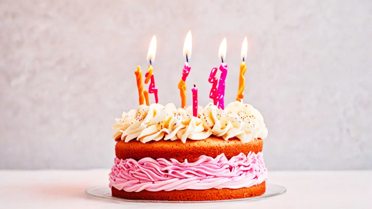 Pictures Of Themed Cakes For Parties - Royalty Free Cake Image | Pngmagic Free Download Pictures Of Themed Cakes For Parties - High Quality Cake Background