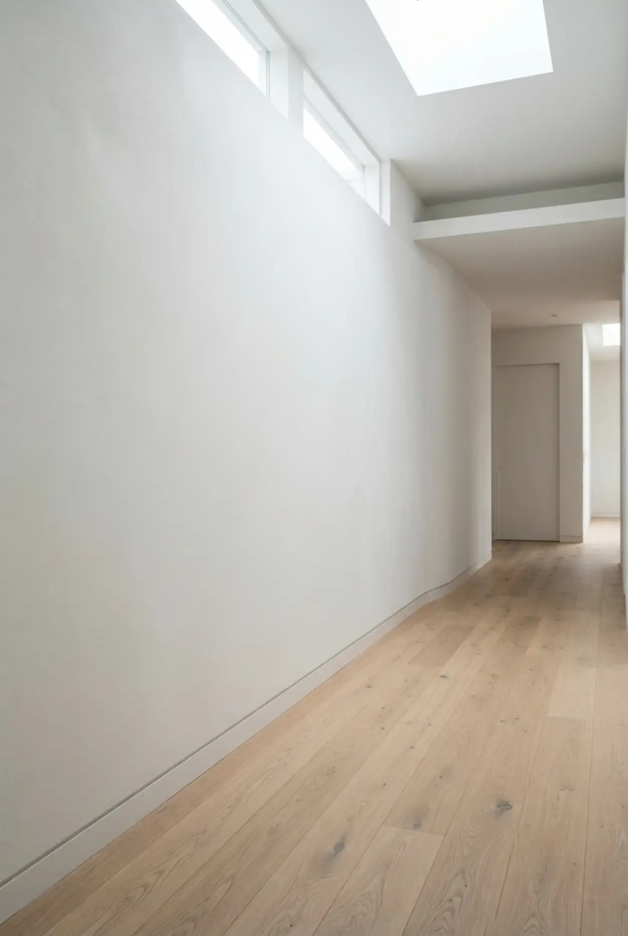 Free Download White Wall Background For Video Call - High Quality White Wall Background Background Image